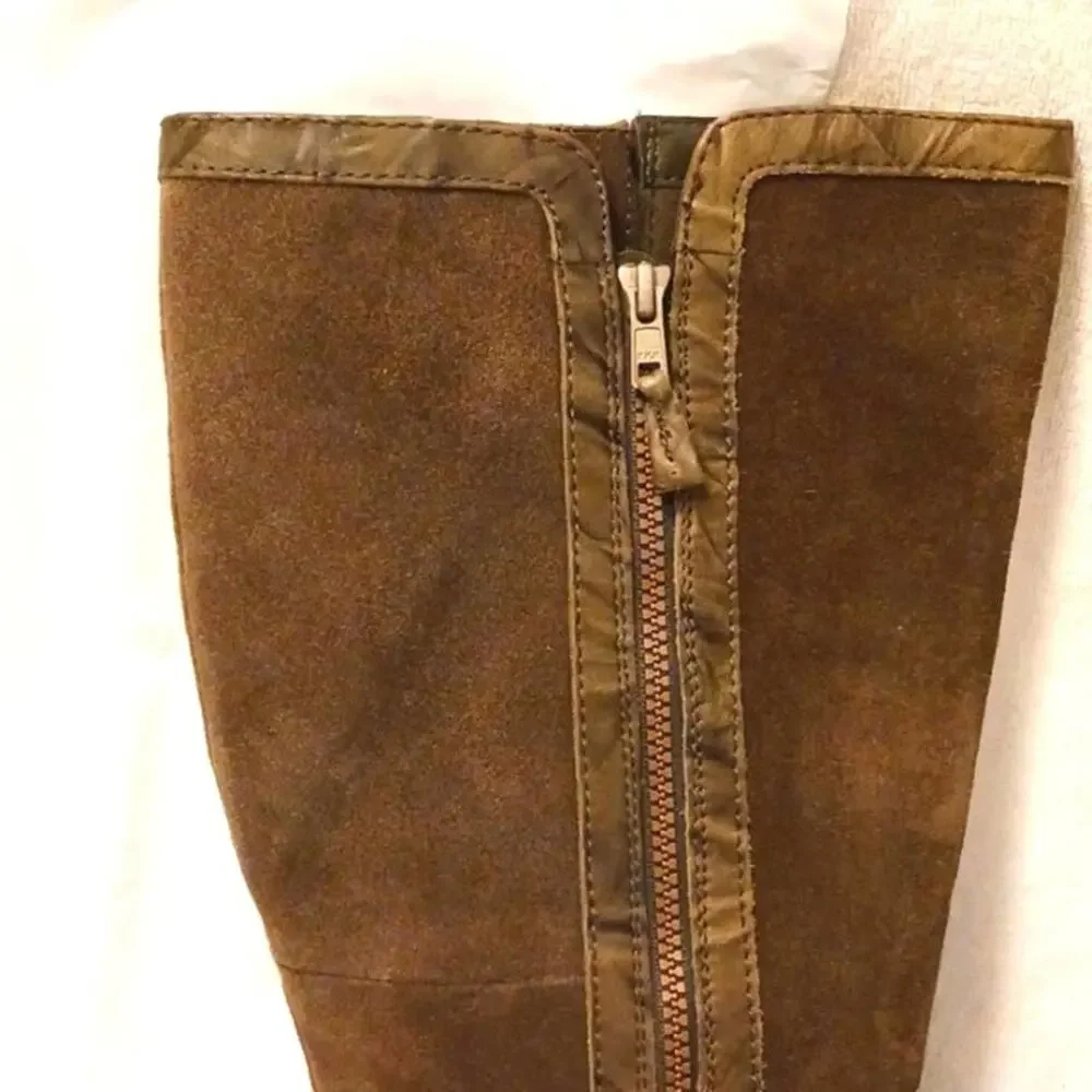Clarks Leather Suede‎ Knee High Riding Boots Sz 9M COMFORT Sole BOHO KHAKI BROWN